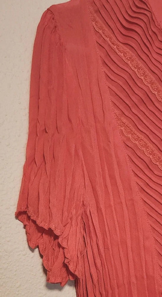 Notations Ruffle Poppy Short Sleeve Button Front Women's Sz 1X. (NWT) - Picture 3 of 9